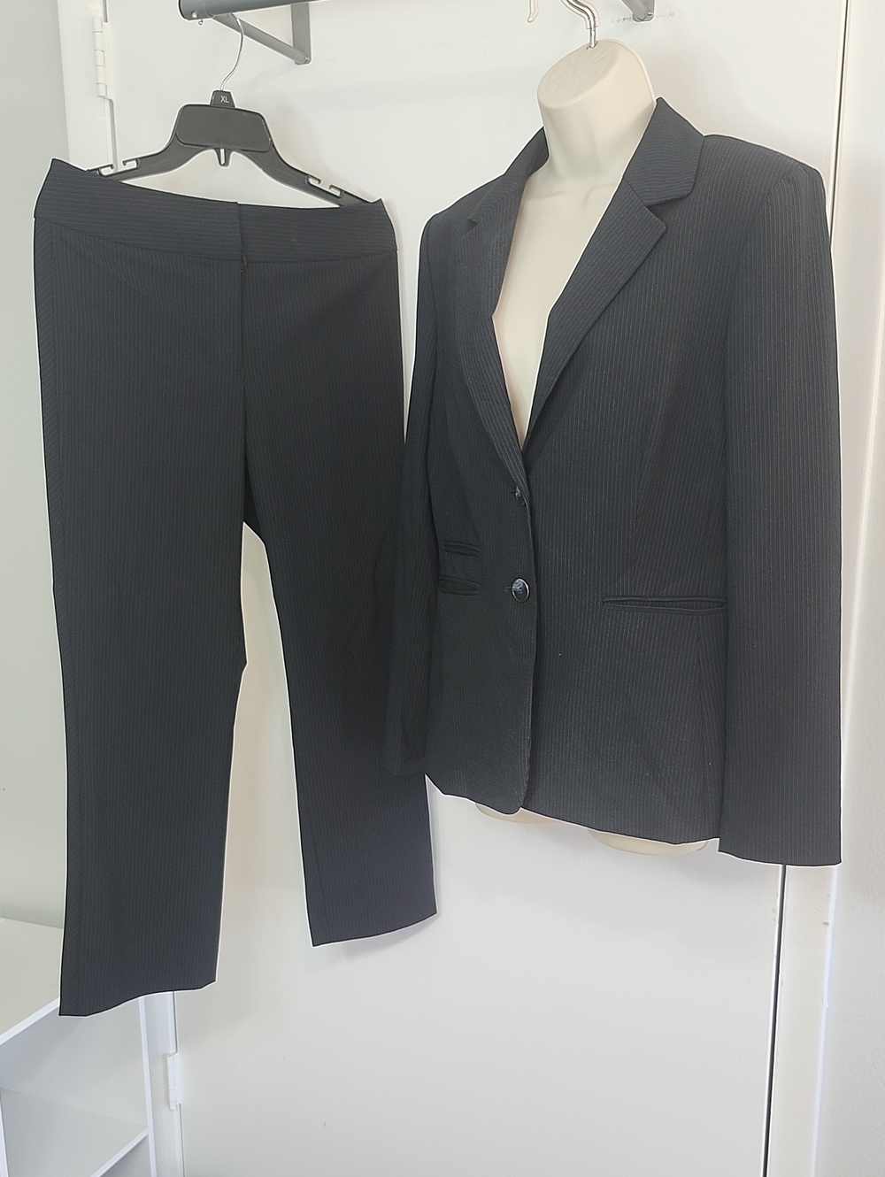 Women’s Black Pinstripe Stretch Straight-Leg Trousers